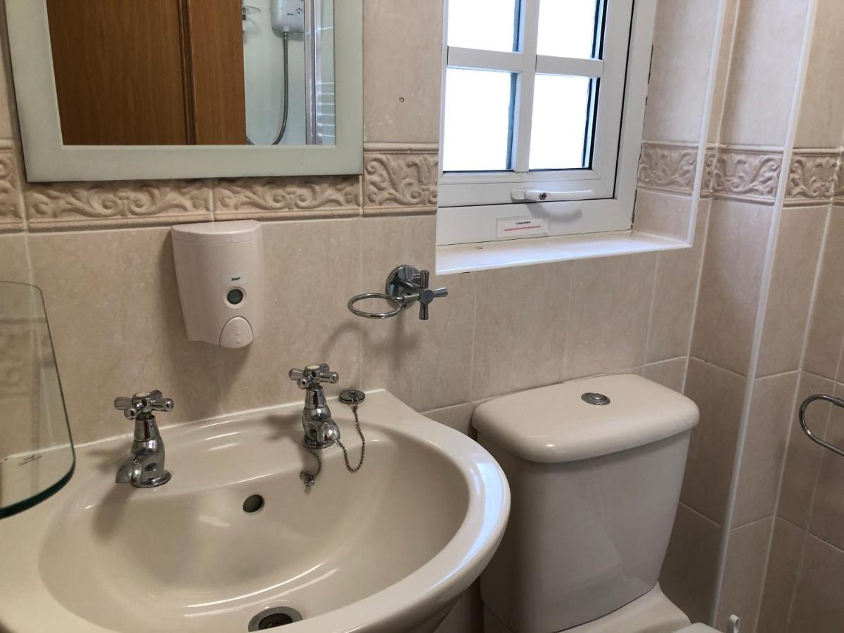 פורט ויליאם Distillery Guest House מראה חיצוני תמונה
